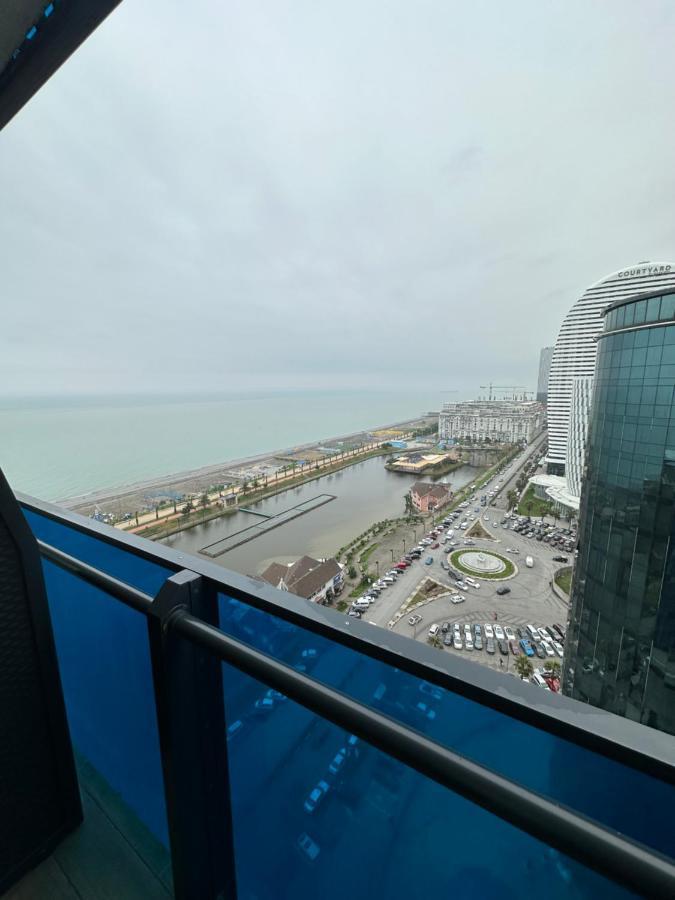 Black Sea Luxury Towers Hotel Batumi Exterior photo